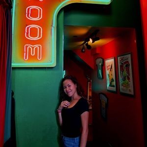 Meet your Posher, Ariana